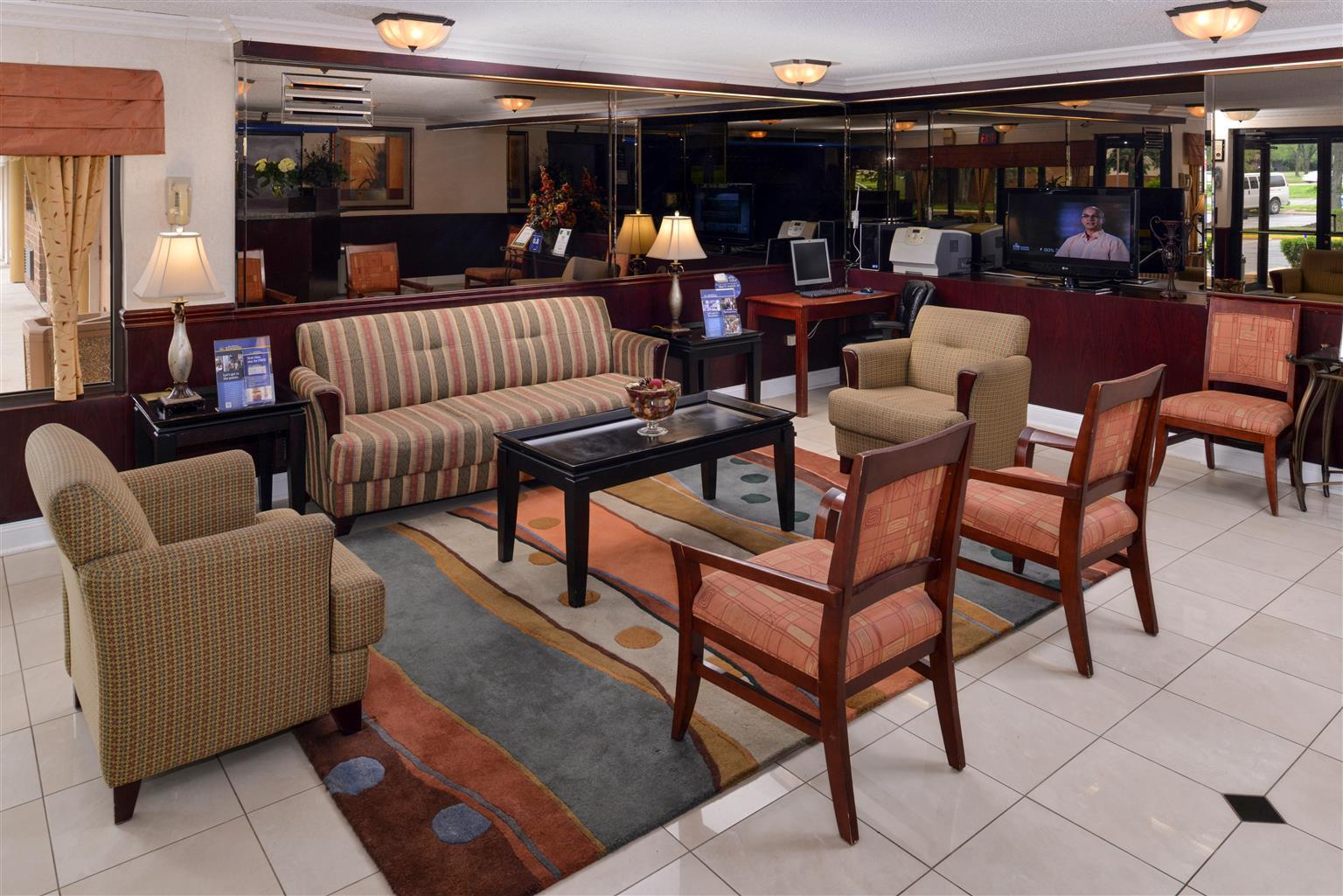 Best Western Naperville Inn Buitenkant foto